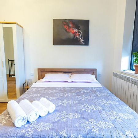 Mulberry Ბჟოლები Apartment Kutaisi Bagian luar foto