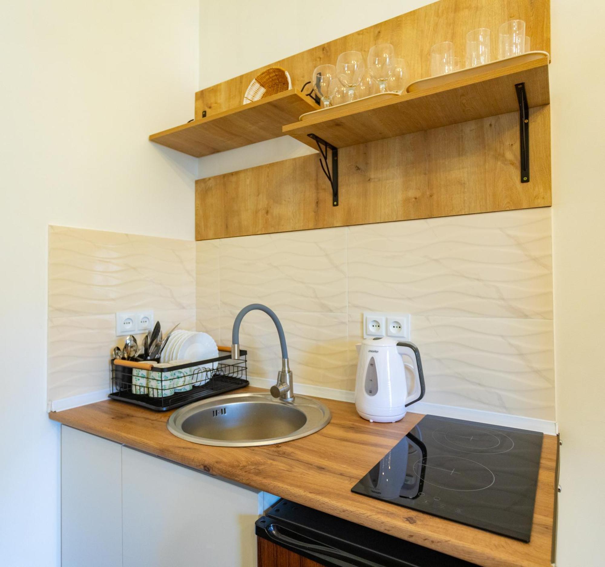 Mulberry Ბჟოლები Apartment Kutaisi Bagian luar foto
